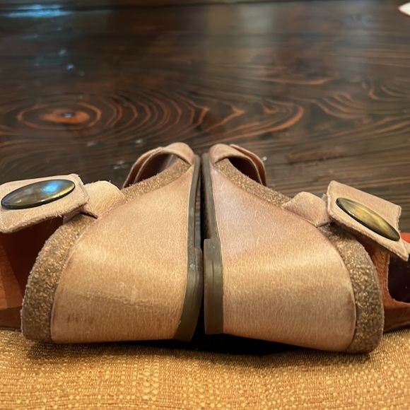 Taos Wedges - Picture 4 of 11